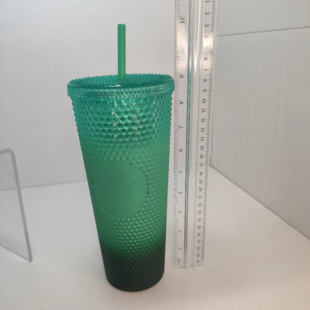 NEW Starbucks Diamond Texture Tumbler Venti 24 Oz Green Ombre Gradient 2022